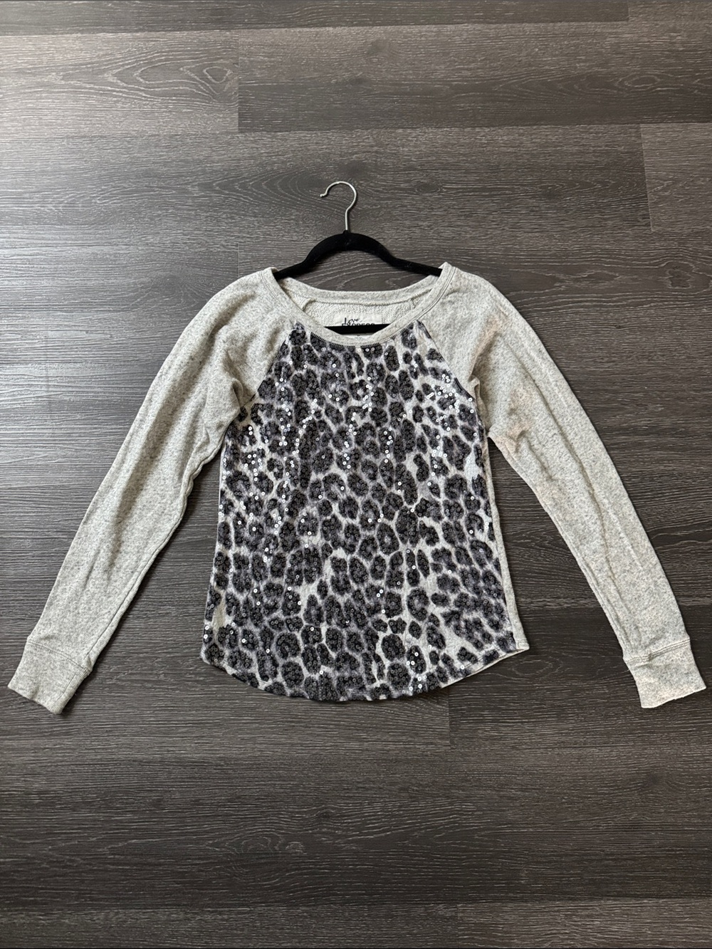 Express Sequin Leopard Front Raglan Long Sleeve Top - Gray